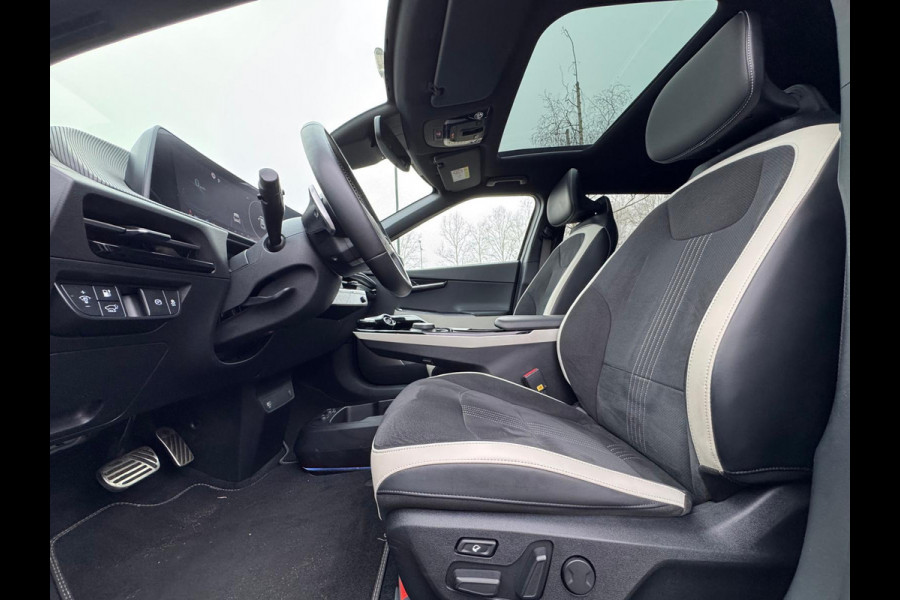 Kia Ev6 GT-Line 77.4 kWh panoramadak, soh waarde 100 procent, trekhaak, meridian, alle opties, 1 e eigenaar, NL auto met nap