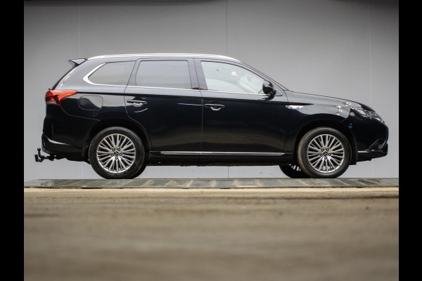 Mitsubishi Outlander 2.4 PHEV Sport (APPLE CARPLAY,NAVI,CAMERA,CLIMATE,CRUISE,STOELVERWARMING,LED,GETINT,TREKHAAK,LM VELGEN)