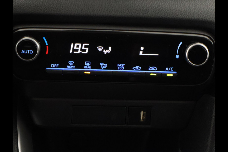 Toyota Yaris 1.5 Hybrid Dynamic Sport | Apple Carplay & AndroidAUTO | Camera | Adaptieve Cruise Control |