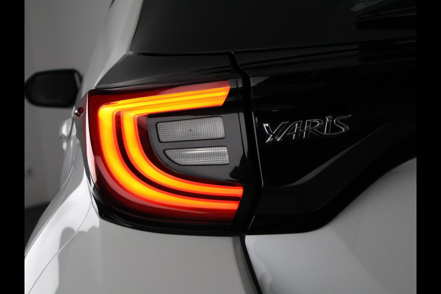 Toyota Yaris 1.5 Hybrid Dynamic Sport | Apple Carplay & AndroidAUTO | Camera | Adaptieve Cruise Control |