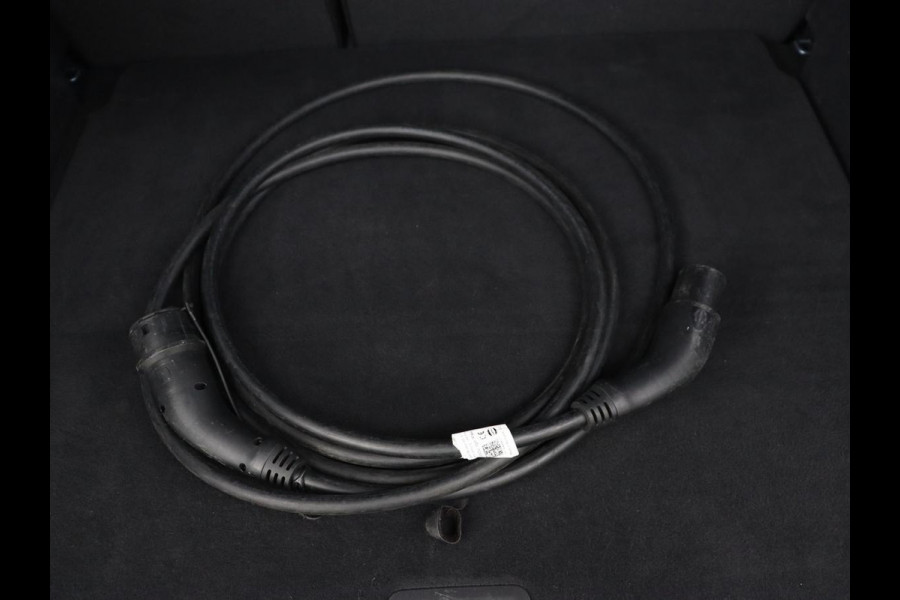 Audi Q4 Sportback e-tron 40 Launch Edition Advanced 77 kWh | Stoelverwarming | Adaptive cruise | Camera | SONOS Sound | Matrix LED | Carplay | Navigatie | Virtual Cockpit | Sportstoelen