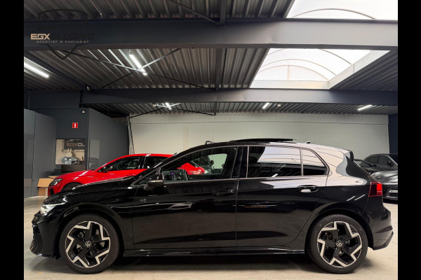 Volkswagen Golf 1.5 eTSI R-Line Edition Pano/Alcantara/Camera