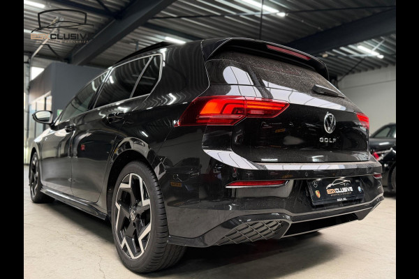 Volkswagen Golf 1.5 eTSI R-Line Edition Pano/Alcantara/Camera