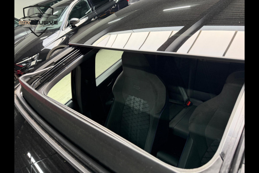 Volkswagen Golf 1.5 eTSI R-Line Edition Pano/Alcantara/Camera