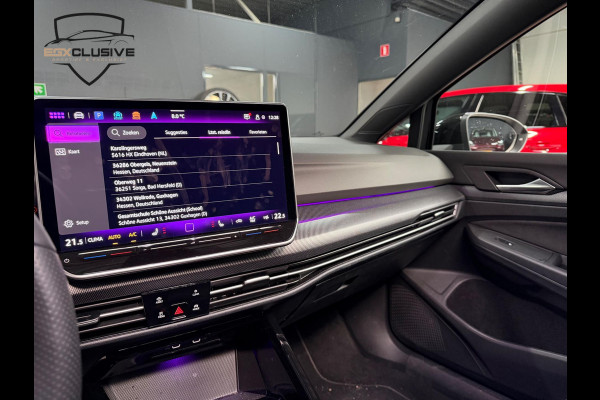 Volkswagen Golf 1.5 eTSI R-Line Edition Pano/Alcantara/Camera