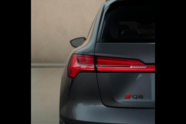 Audi Q8 e-tron 55 quattro S Line Competition 115 kWh