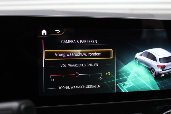 Mercedes-Benz B-Klasse 180 Business Solution AMG | Camera | Stoelverwarming | Dealer Onderhouden | Wide Screen