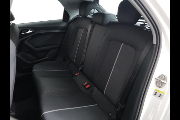 Audi A1 Sportback 25 TFSI Pro Line 95 pk | Navigatie via App | Parkeersensoren achter | Cruise control |