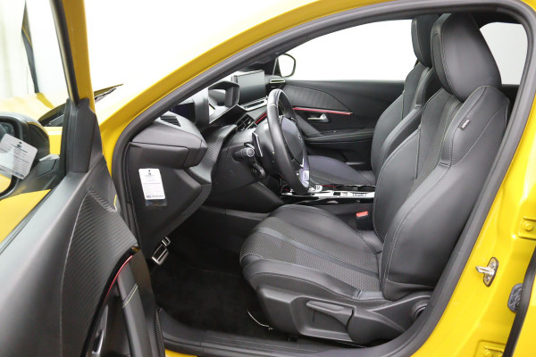 Peugeot 208 1.2 PureTech GT*AUTOM.*ECC*CRUISE*NAVI*CAM*CARPLAY