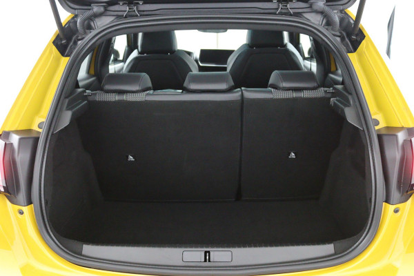 Peugeot 208 1.2 PureTech GT*AUTOM.*ECC*CRUISE*NAVI*CAM*CARPLAY