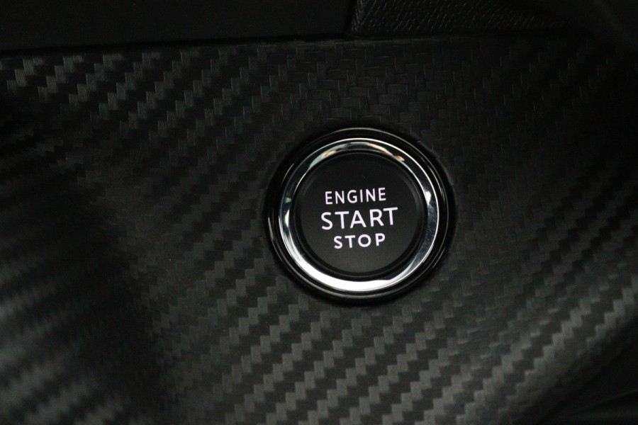 Peugeot 208 1.2 PureTech GT*AUTOM.*ECC*CRUISE*NAVI*CAM*CARPLAY