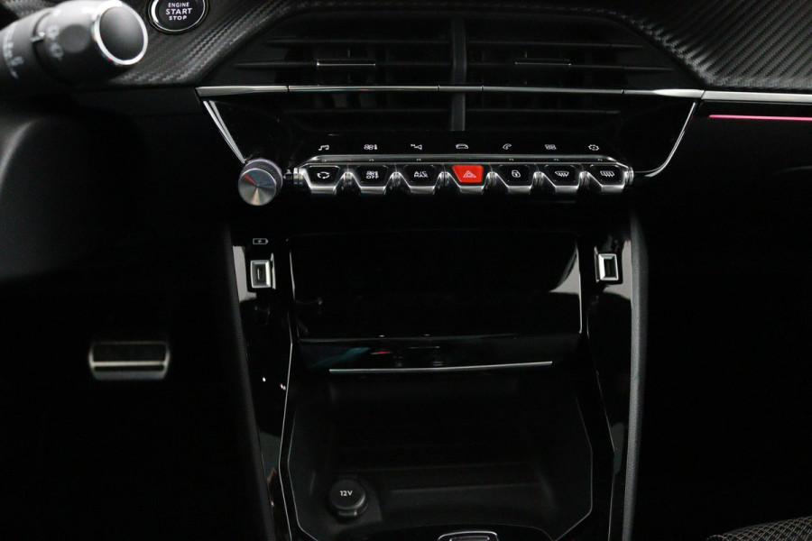 Peugeot 208 1.2 PureTech GT*AUTOM.*ECC*CRUISE*NAVI*CAM*CARPLAY