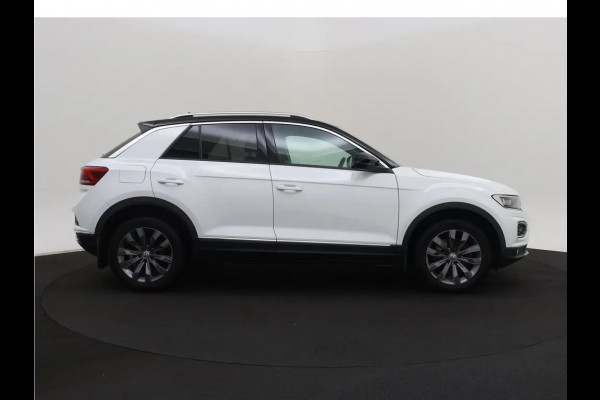 Volkswagen T-Roc 1.5 TSI Sport Xenon Navi Camera Virtuel cockpit T-haak Bj:2020