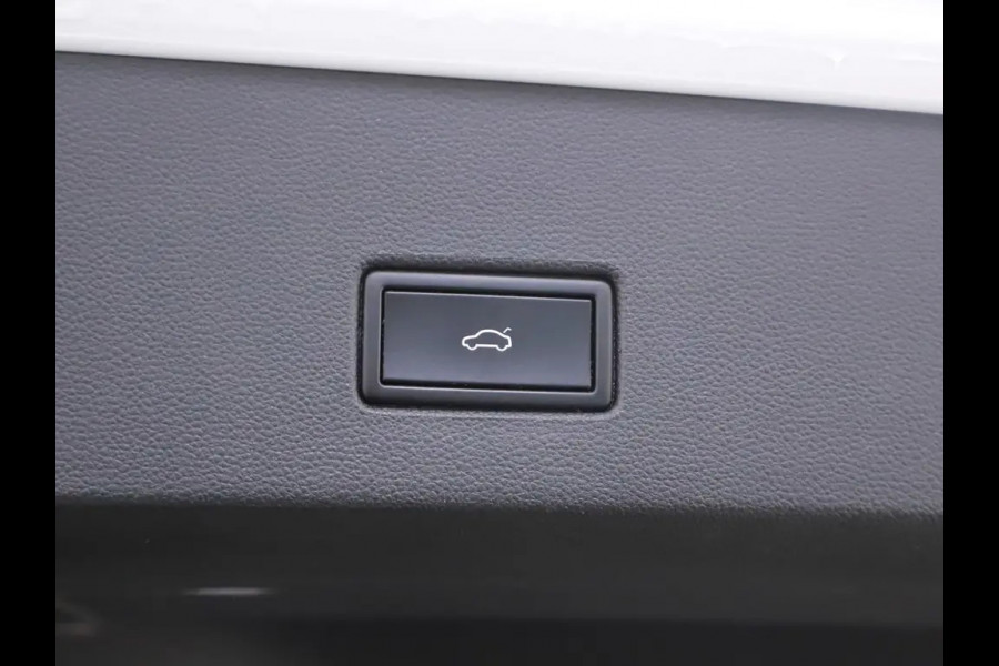 Volkswagen T-Roc 1.5 TSI Sport Xenon Navi Camera Virtuel cockpit T-haak Bj:2020