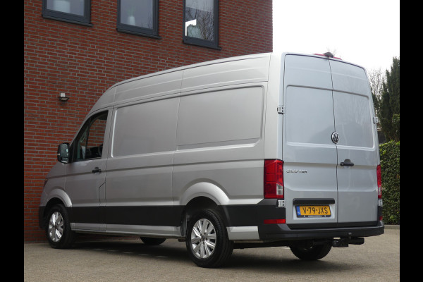 Volkswagen Crafter 35 2.0 TDI L3H3 141PK Camera/Trekhaak/Navigatie
