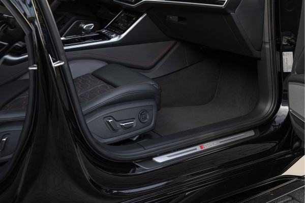 Audi RS6 Avant 4.0TFSI 700pk Quattro ABT Keramisch B&O Advanced Standkachel Pano