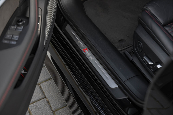 Audi RS6 Avant 4.0TFSI 700pk Quattro ABT Keramisch B&O Advanced Standkachel Pano
