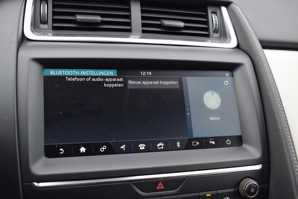 Jaguar E-Pace 2.0 P250 AWD R-Dynamic SE | Meridian | Leer | Stoelverw. | Camera