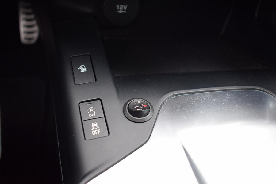 Jaguar E-Pace 2.0 P250 AWD R-Dynamic SE | Meridian | Leer | Stoelverw. | Camera