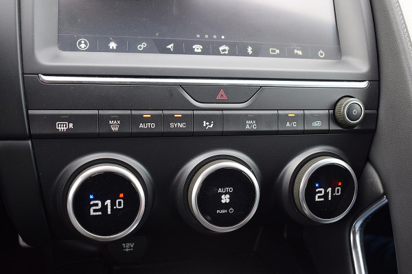 Jaguar E-Pace 2.0 P250 AWD R-Dynamic SE | Meridian | Leer | Stoelverw. | Camera
