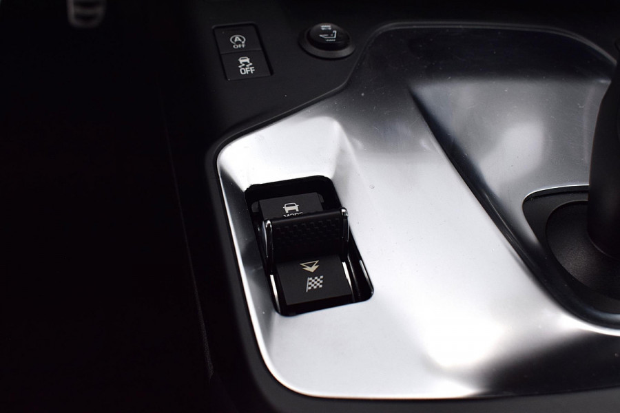 Jaguar E-Pace 2.0 P250 AWD R-Dynamic SE | Meridian | Leer | Stoelverw. | Camera