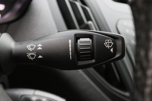 Ford Transit Courier 1.5 TDCI Trend Leer, Airco, Trekhaak, Side-Bars, PDC