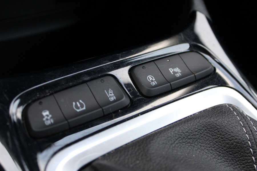 Opel Crossland X 1.2 Turbo 120 Jaar Edition | Cruise control | Camera | Carplay | Navigatie