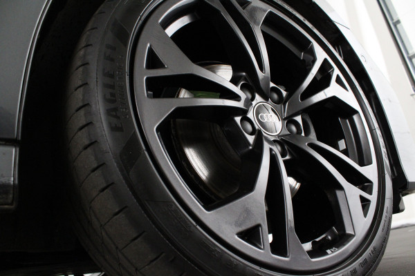 Audi A3 Sportback 30 TFSI S line edition Pano.schuif/Daytona Gray/Optiek Zwart plus pakket/18 inch RS/Camera...