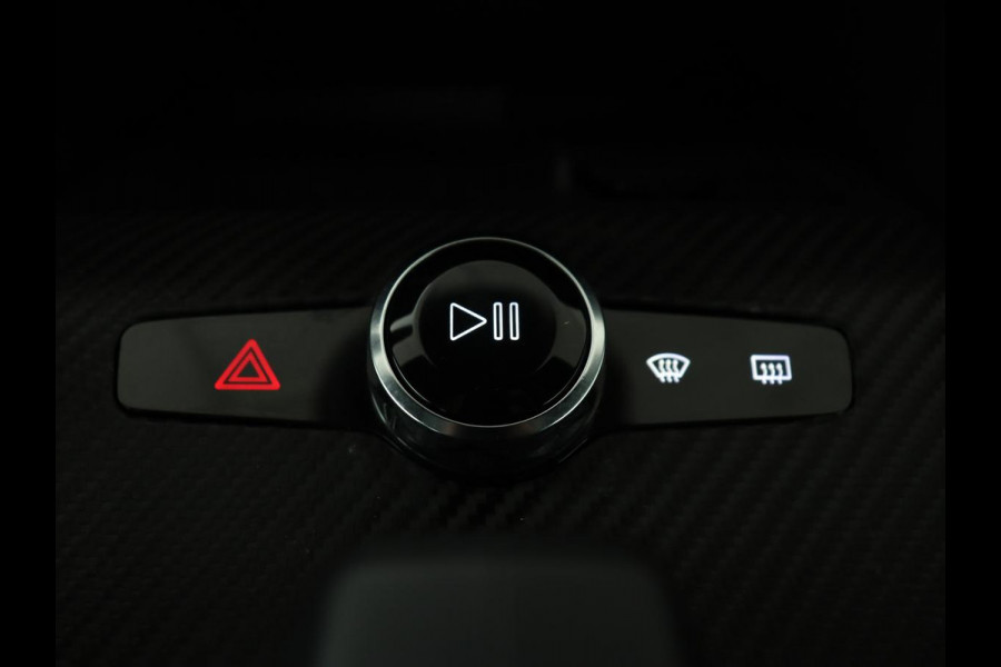 Polestar 2 Long Range Dual Motor Launch Edition 78kWh | Panoramadak | 360 Camera | Achterbankverwarming | Adaptive cruise | Carplay | Camera | Stoelverwarming | Keyless