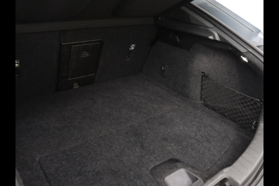 Polestar 2 Long Range Dual Motor Launch Edition 78kWh | Panoramadak | 360 Camera | Achterbankverwarming | Adaptive cruise | Carplay | Camera | Stoelverwarming | Keyless