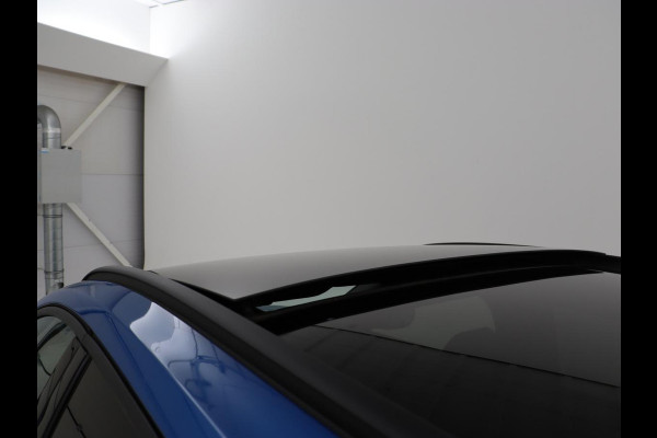 Ford Focus 1.0 EcoBoost ST Line | Panoramadak | Camera | Carplay | Navigatie | Full LED | Climate control | Keyless | Cruise control | Bluetooth | Parkeerhulp