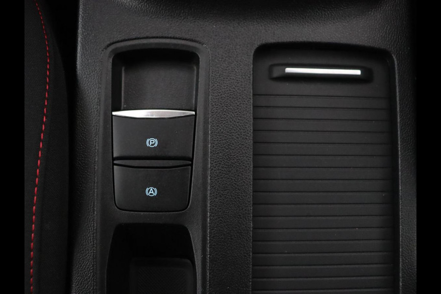 Ford Focus 1.0 EcoBoost ST Line | Panoramadak | Camera | Carplay | Navigatie | Full LED | Climate control | Keyless | Cruise control | Bluetooth | Parkeerhulp