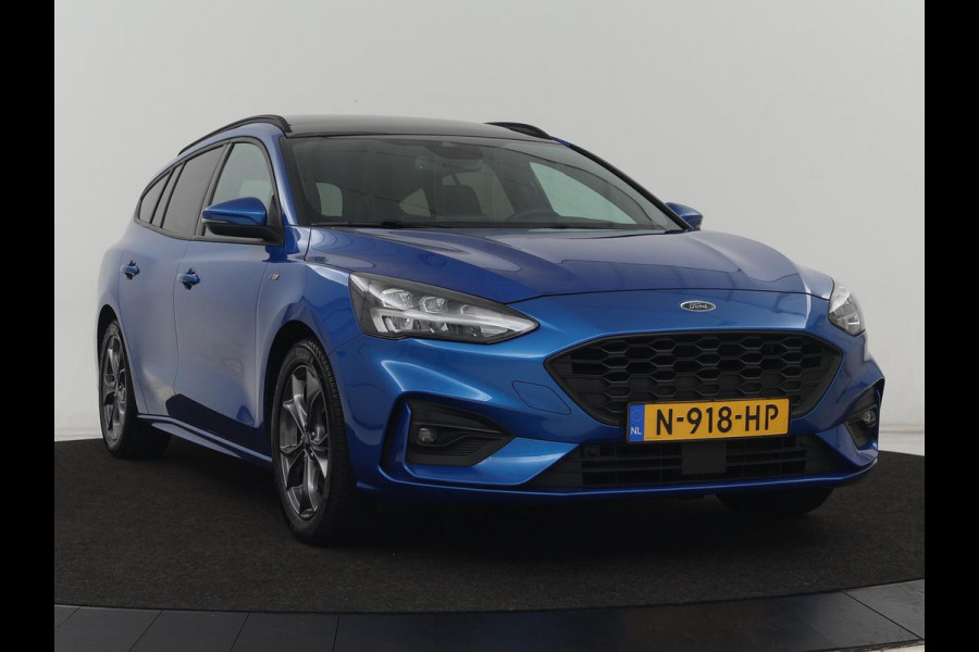 Ford Focus 1.0 EcoBoost ST Line | Panoramadak | Camera | Carplay | Navigatie | Full LED | Climate control | Keyless | Cruise control | Bluetooth | Parkeerhulp