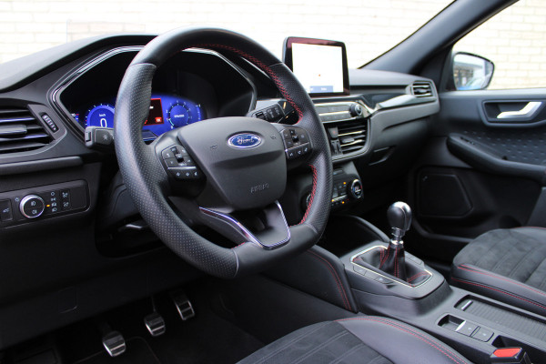 Ford Kuga 1.5 EcoBoost ST-Line X | Adaptieve cruise | BLIS | Camera | Trekhaak | Winterpack