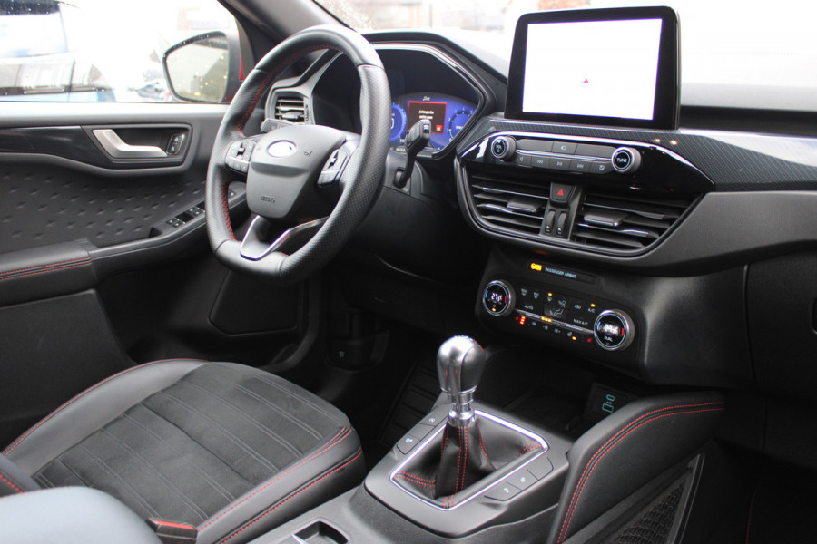 Ford Kuga 1.5 EcoBoost ST-Line X | Adaptieve cruise | BLIS | Camera | Trekhaak | Winterpack