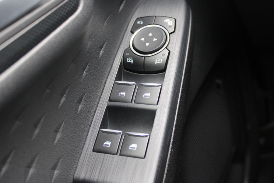 Ford Kuga 1.5 EcoBoost ST-Line X | Adaptieve cruise | BLIS | Camera | Trekhaak | Winterpack