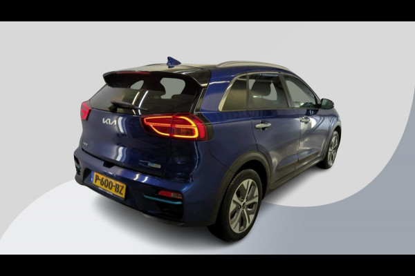 Kia e-Niro ExecutiveLine 64 kWh | Panoramadak | Leder | Achteruitrijcamera | Stoel- Verwarming & Koeling | Adaptive Cruise |
