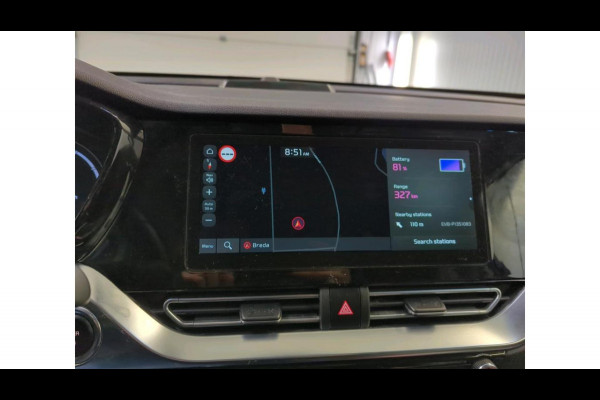 Kia e-Niro ExecutiveLine 64 kWh | Panoramadak | Leder | Achteruitrijcamera | Stoel- Verwarming & Koeling | Adaptive Cruise |