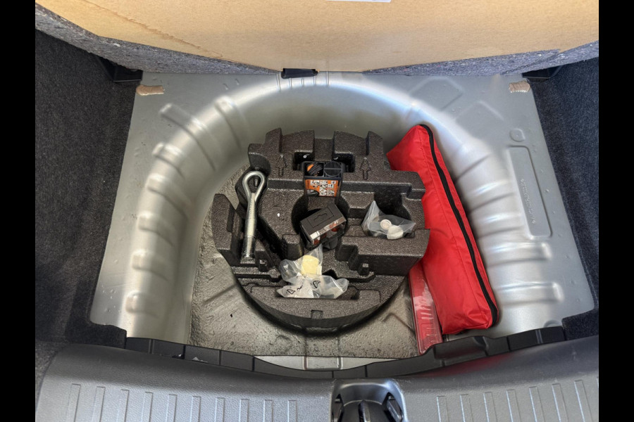 Nissan Micra 1.0 IG-T N-Connecta | AUTOMAAT | Navi | Camera | Park Pilot |