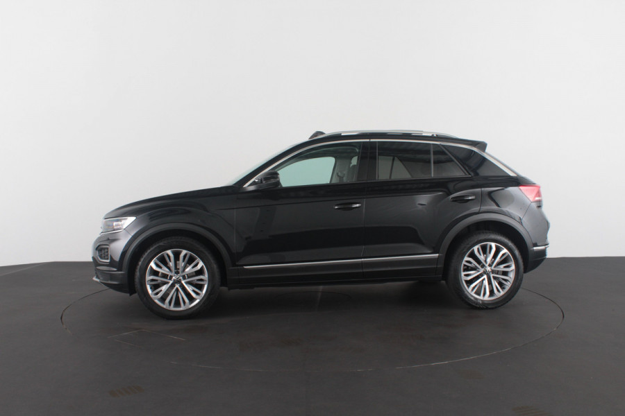 Volkswagen T-Roc 1.0 TSI Style Panorama.schuif/Camera/Adapt.cruise/18 inch...