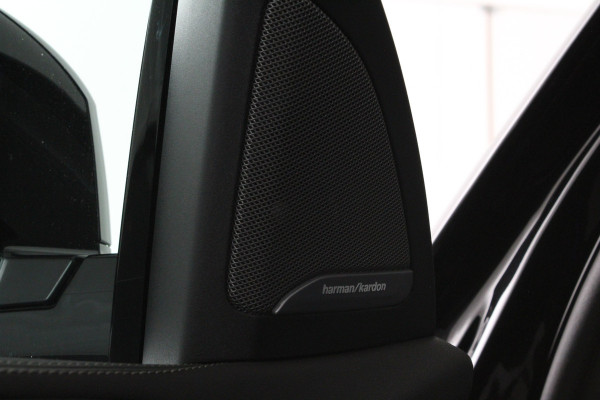 BMW X5 xDrive50e 490pk > Innovatie-pakket/Trekhaak/Travel-pakket/Shadow line