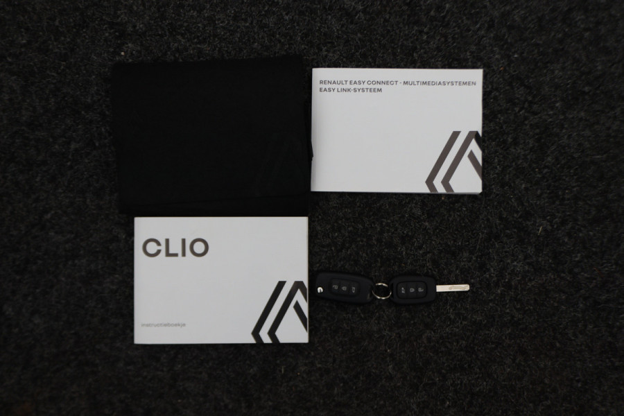 Renault Clio 1.0 TCe 90 Equilibre Navigatie, Apple Carplay, Lane Assist, Cruise, 15"