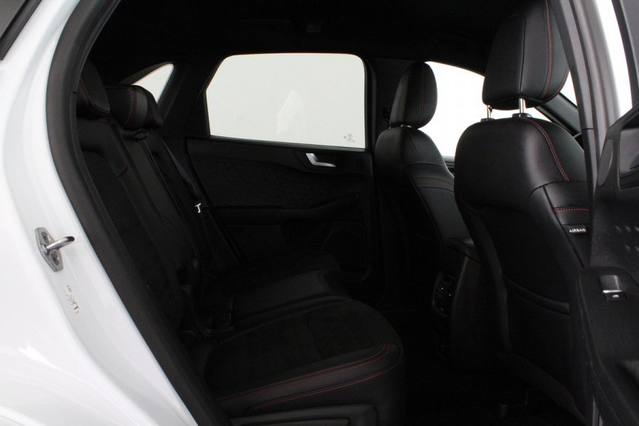 Ford Kuga 2.5 PHEV ST-Line X 225pk > Winterpakket/Trekhaak/all season/Frozen White/Plug-in hybride