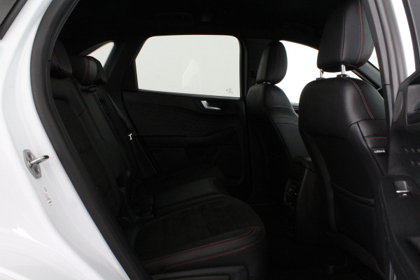 Ford Kuga 2.5 PHEV ST-Line X 225pk > Winterpakket/Trekhaak/all season/Frozen White/Plug-in hybride