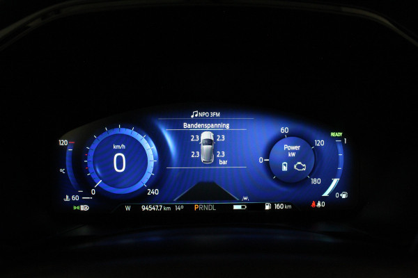 Ford Kuga 2.5 PHEV ST-Line X 225pk > Winterpakket/Trekhaak/all season/Frozen White/Plug-in hybride