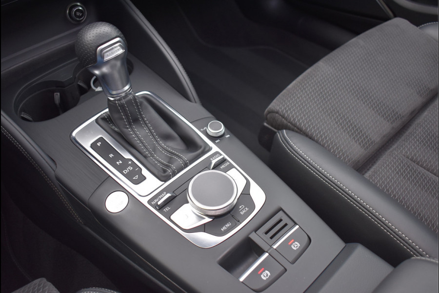 Audi A3 Sportback 40e S-Line 204 Pk Pano B&O Virtual Camera ACC Keyless Leder 18 Inch