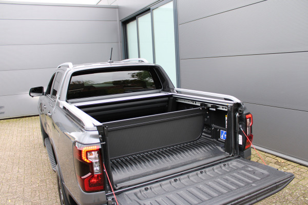 Ford Ranger 2.3 Double Cab PHEV Wildtrak Nieuw | B&O | Trekhaak | Elektr. Rolhoes | BLIS | Adaptieve cruise