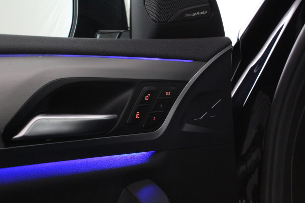 BMW X4 M40i High Executive 354pk > Pano.scuif/360°/H&K/Driving Assistant Plus