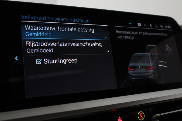 BMW 3 Serie 330e High Executive 292pk/Cognac Leer/Memory/Schuifdak/Luxury Line/ kleur MINERALGRAU/Achteruitrijcamera