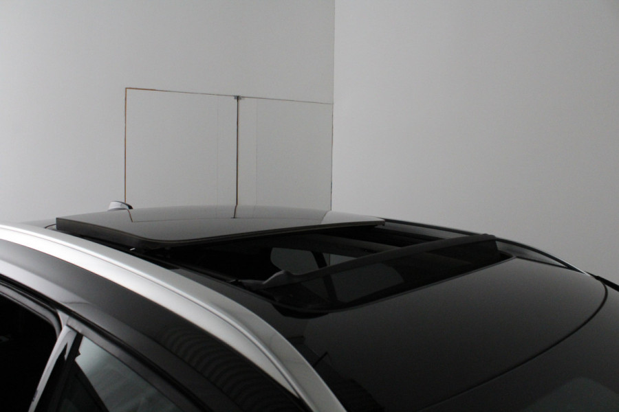 Volvo XC40 1.5 T5 Recharge Ultimate Bright Pano.schuif/Leer/Memory/Harman Kardon